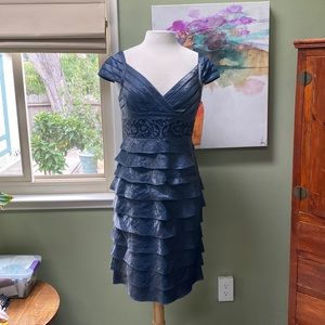 Adrianna Papell Evening/Cocktail Dress - size 10 / M